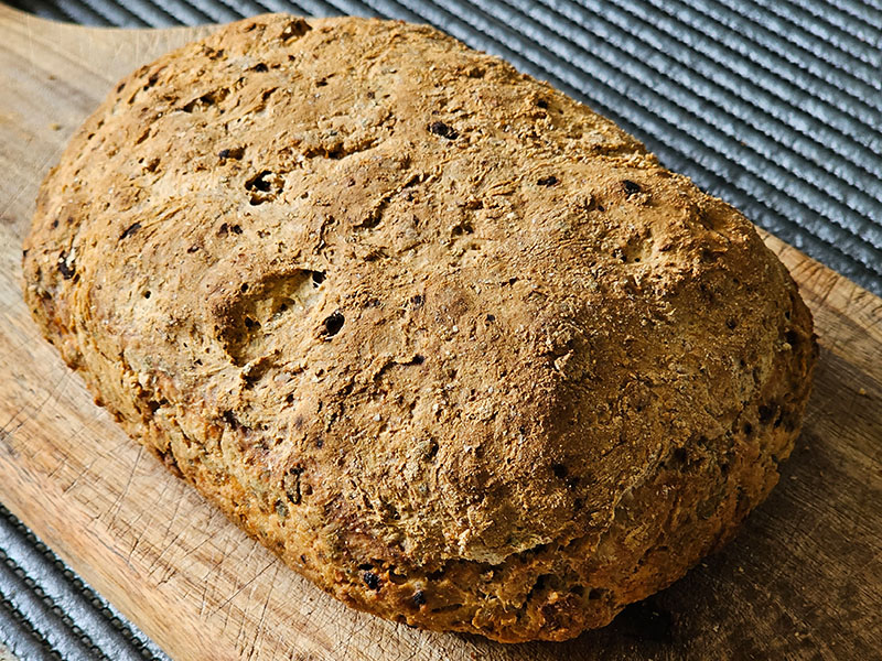 bruinbrood bierbrood bakken zelf brood bakken eigen tarwe tarwebrood tarwebloem tarwemeel gebruiken